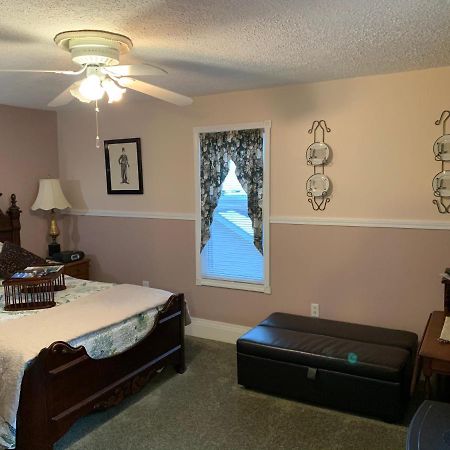 ليكوود Emerald Necklace Inn Bed And Breakfast المظهر الخارجي الصورة