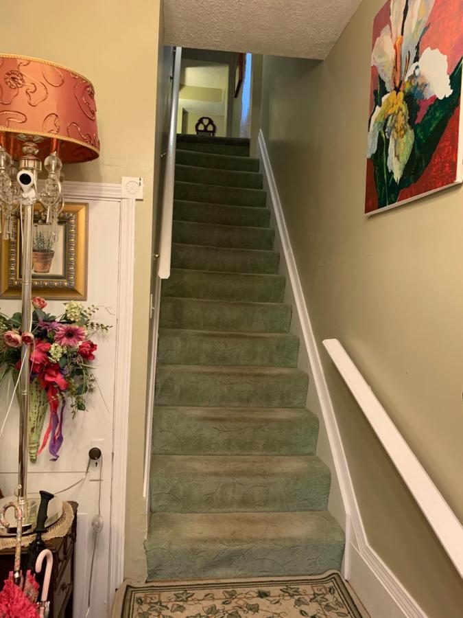 ليكوود Emerald Necklace Inn Bed And Breakfast المظهر الخارجي الصورة